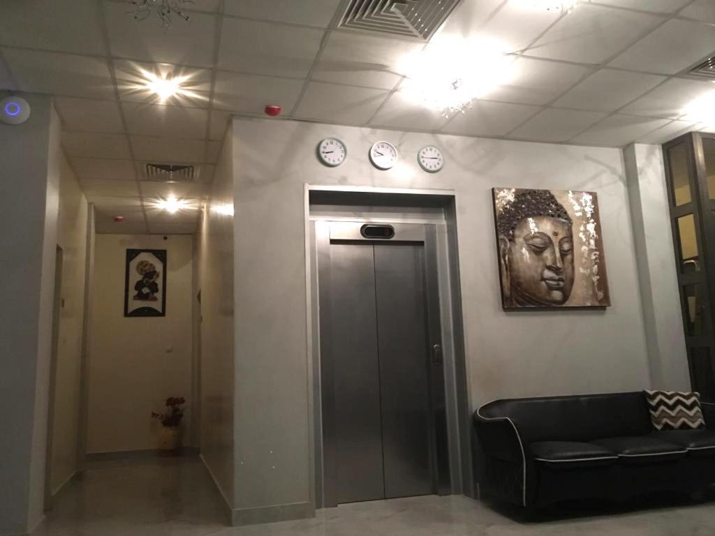 אואגדוגו Hotel Les Fleurettes מראה חיצוני תמונה